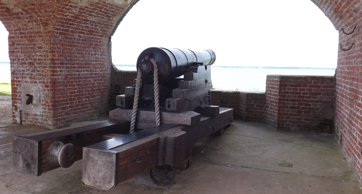 Cannon at Fort Victoria Country Park